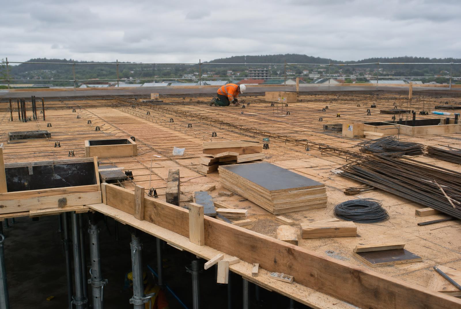 Post-tensioned and conventional suspended slabs.
